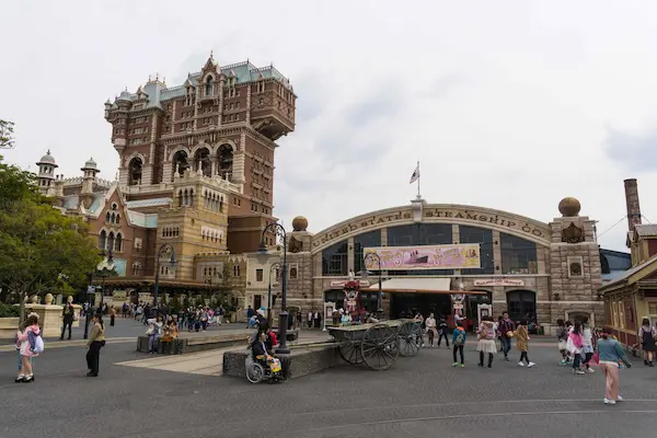 Steamship and Tower of Terror